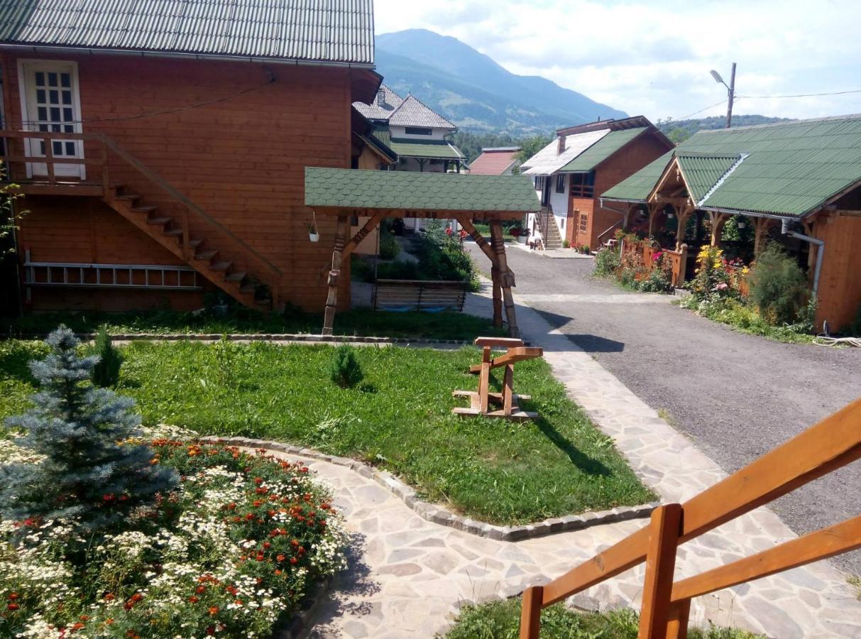 Pensiunea Poiana Borşa Екстериор снимка